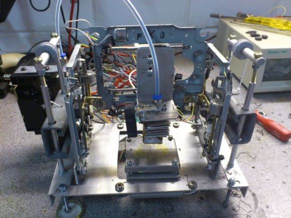 Imprimante 3D : comment en fabriquer une à moindre cout!