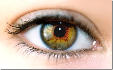 Presque aveugle, elle revoit grâce à une surprenante intervention